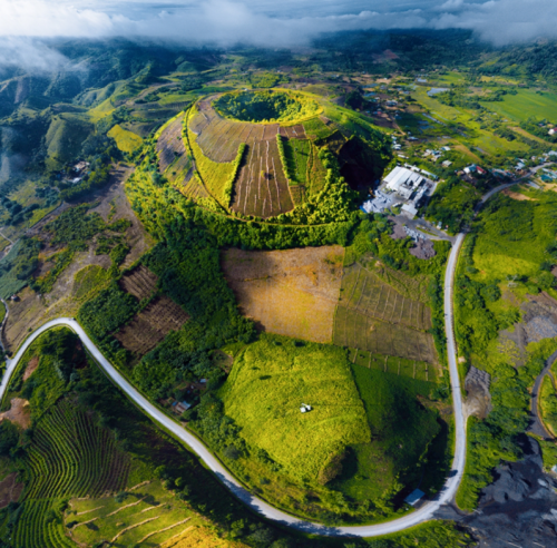 BÉC TƯỚI  BÙ ÁP GIÁ RẺ TẠI  KON TUM (ĐỊA HÌNH DỐC)